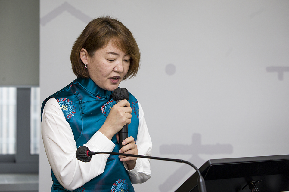 슈키르칸 보타(몽골 국립도서관)사서가 <소장자료의 디지털화 연구 -국립중앙도서관과 몽골 국립중앙도서관의 현황>을 주제로 발표하였다.