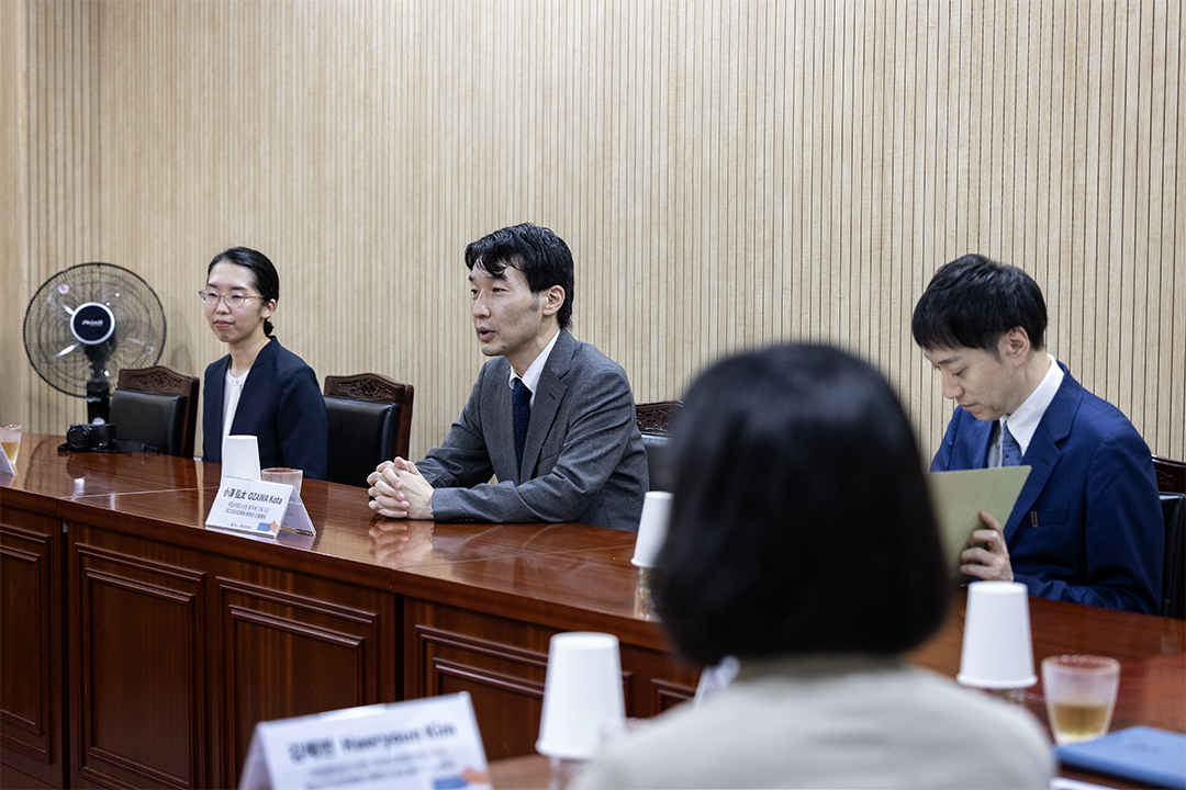 일본 국립국회도서관 오자와 고타 과장이 한국 방문 소감을 밝히고 있다.